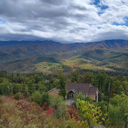 Cozy Cub, Breath Taking Mtn Views, Indoor Pool Apartment Gatlinburg Exterior photo