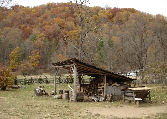 Cozy Cub, Breath Taking Mtn Views, Indoor Pool